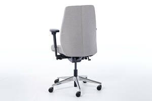 Auch von hinten kann die hochwertige Verarbeitung erkannt werden Auch von hinten kann die hochwertige Verarbeitung erkannt werden